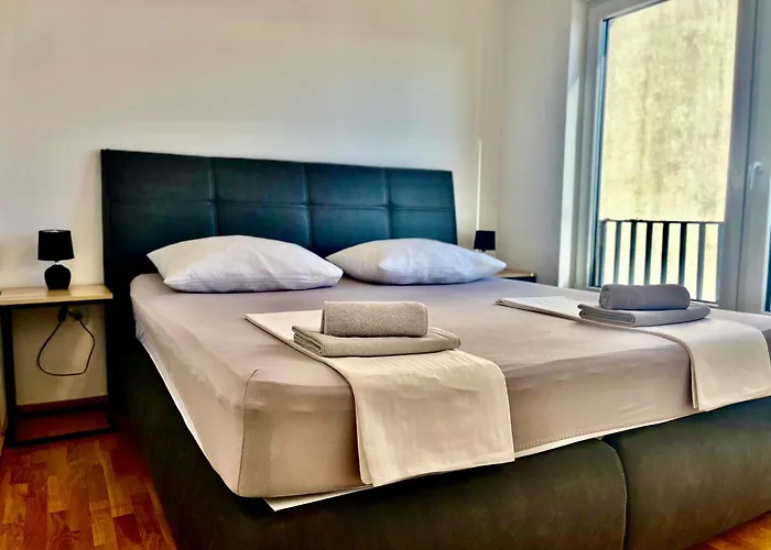 Mistral A Apartment *