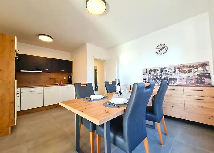 Mistral A Appartement Dramalj